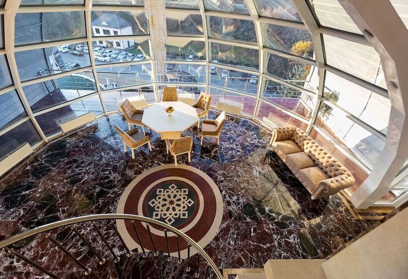 سوئیت پرزیدنت, Azimut Hotel Nalchik
