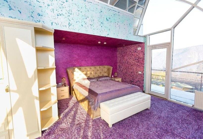 סוויטה נשיאותית, Azimut Hotel Nalchik