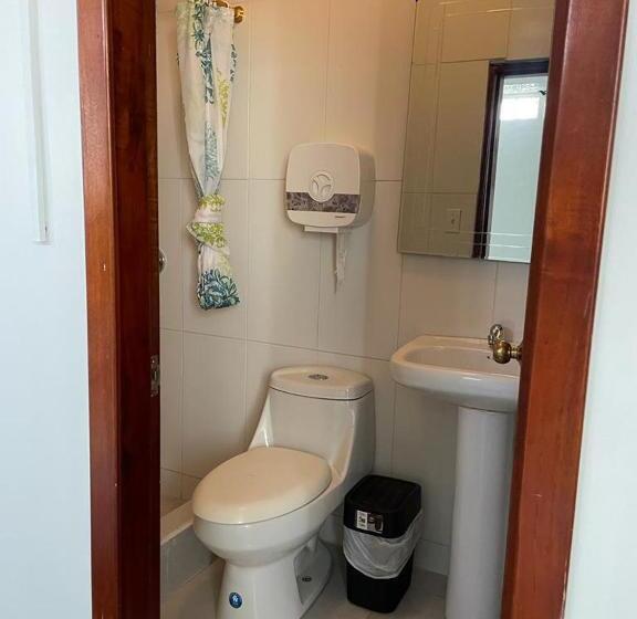 Egyágyas Economy Szoba, Hostal Carliza