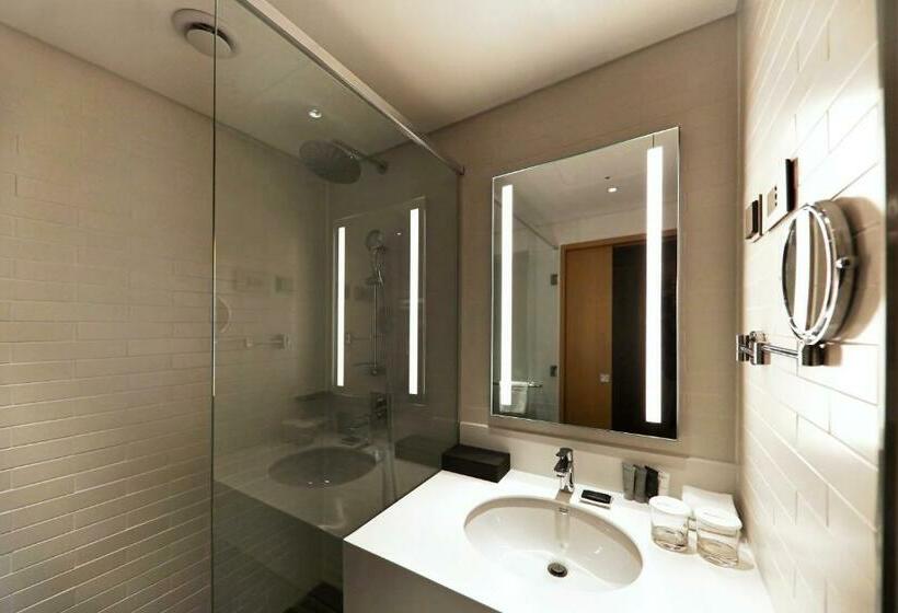 수피리어 룸 측면 바다 전망, Mercure Ambassador Ulsan