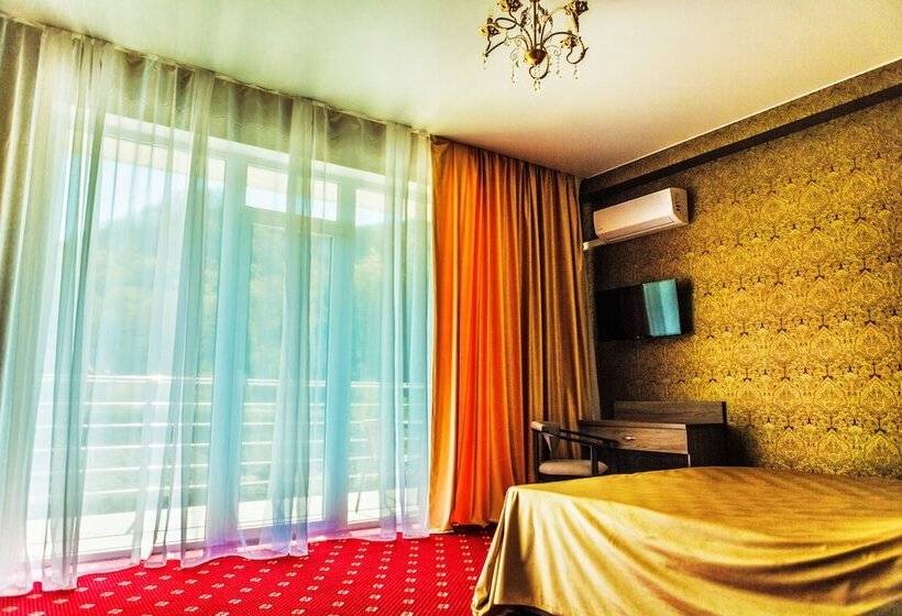 آپارتمان لوکس 2 خوابه, Revu