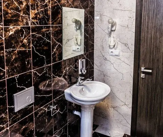 Apartament Deluxe 2 Sypialnie, Revu