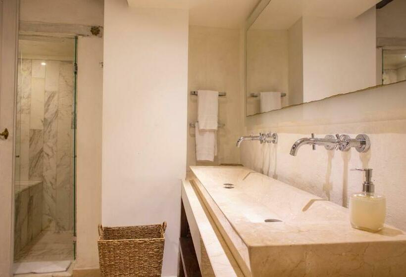 Полулюкс с Балконом, Leones De Alba Hotel Boutique