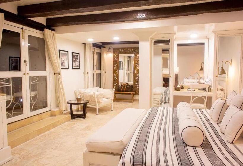 سوئیت با وان آب گرم, Leones De Alba Hotel Boutique