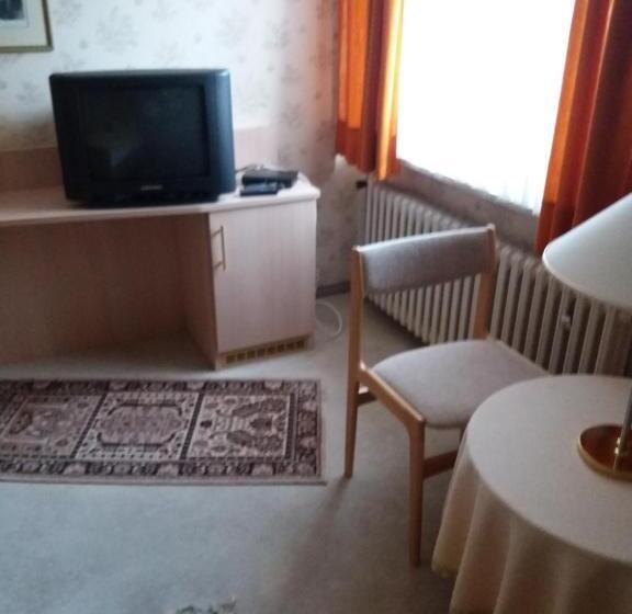 اتاق استاندارد یک نفره, Pension Cecilie