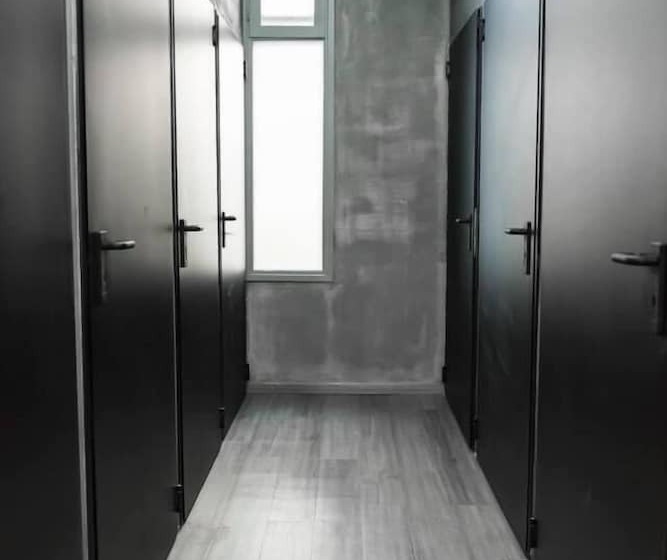 تختخواب در اتاق مشترک, Kumba Hostel