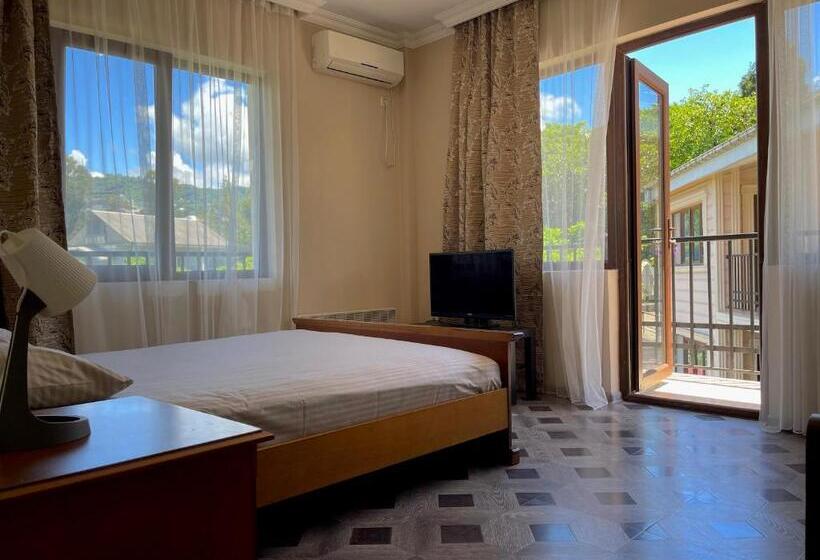 اتاق استاندارد با بالکن, Sv Hotel Batumi