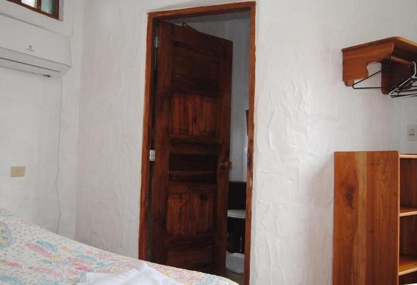 Номер Стандарт Индивидуальный, Hostal Galapagos By Bar De Beto