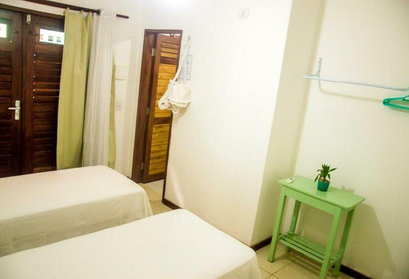 غرفة قياسية, A Casa é Sua!