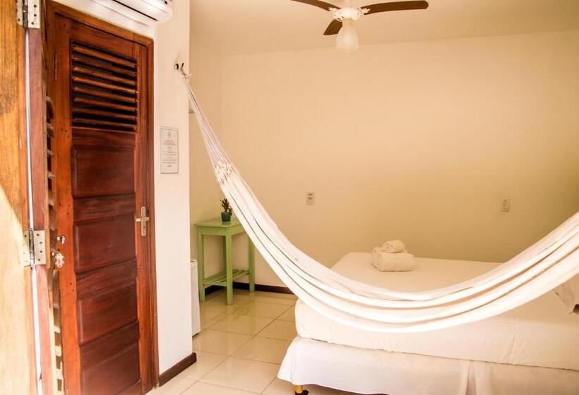 غرفة قياسية, A Casa é Sua!