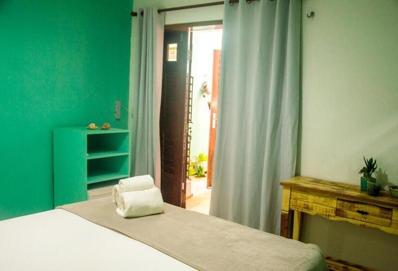 غرفة قياسية, A Casa é Sua!