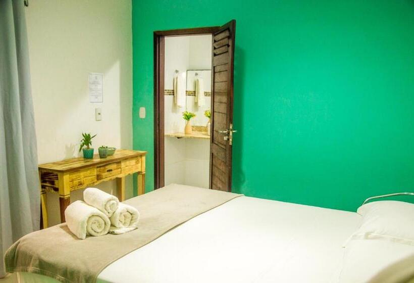 غرفة قياسية, A Casa é Sua!