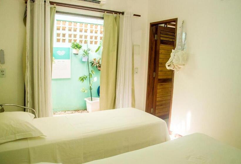 غرفة قياسية, A Casa é Sua!