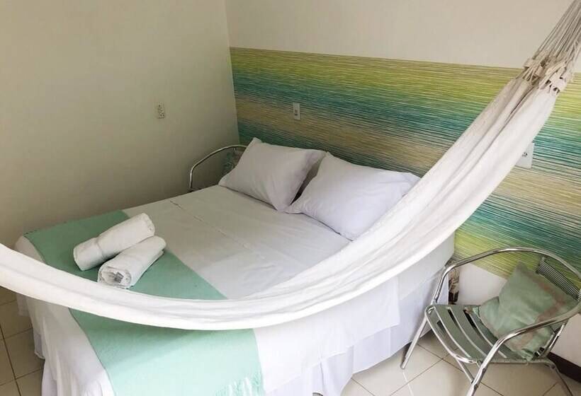 غرفة قياسية, A Casa é Sua!