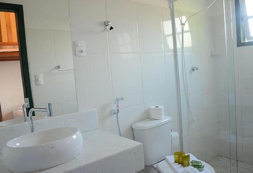 اتاق استاندارد چهار تخته, Pousada Recanto De Minas