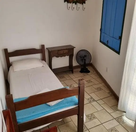 Superior Kolmen Hengen Huone, Pousada Recanto De Minas