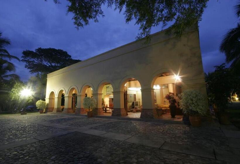 Люкс Повышенной Комфортности, Y Spa Santa Fe Colonial