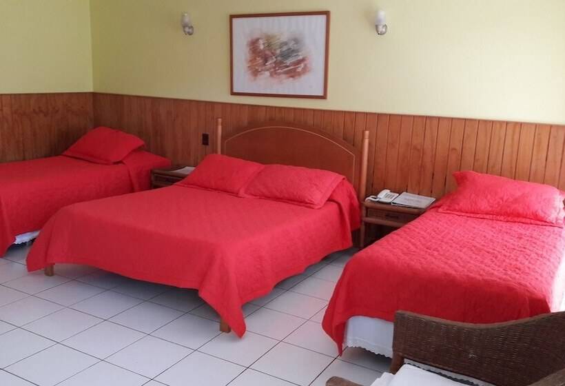 标准三人间, Maru Lodge