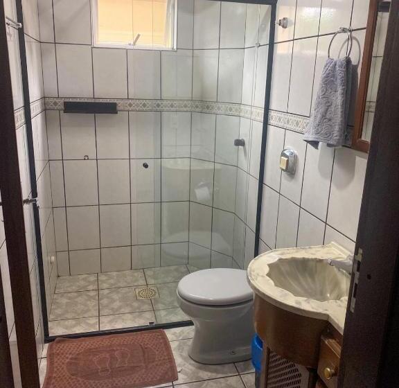 اتاق خانوادگی, Pousada Das águas