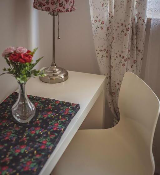 غرفة قياسية, 4 Couples & 4 Friends Hostel