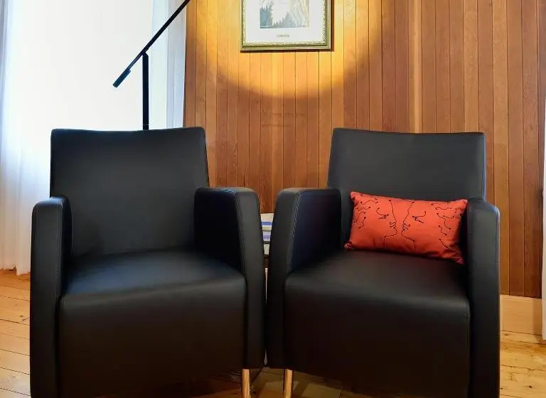 اتاق استاندارد چهار تخته, Auberge à La Chouenne