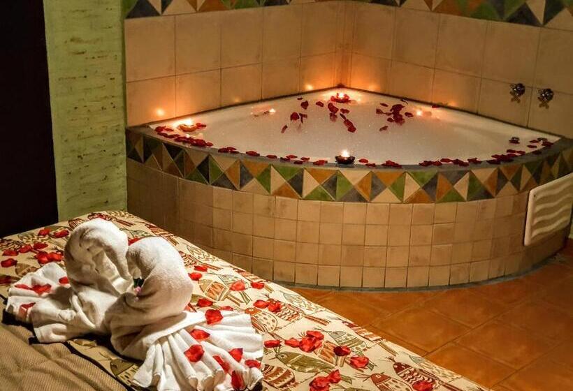 キングサイズベッドのスイートルーム, Alas De La Sierra