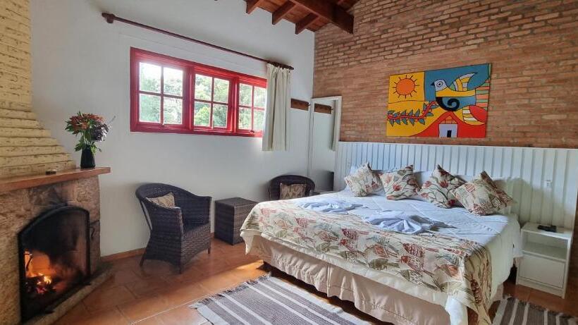 キングサイズベッドのスイートルーム, Alas De La Sierra