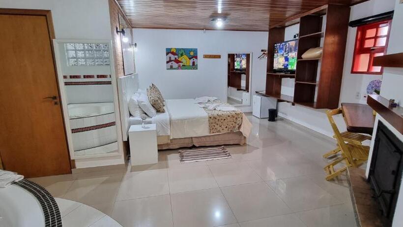 キングサイズベッドのデラックススイート, Alas De La Sierra