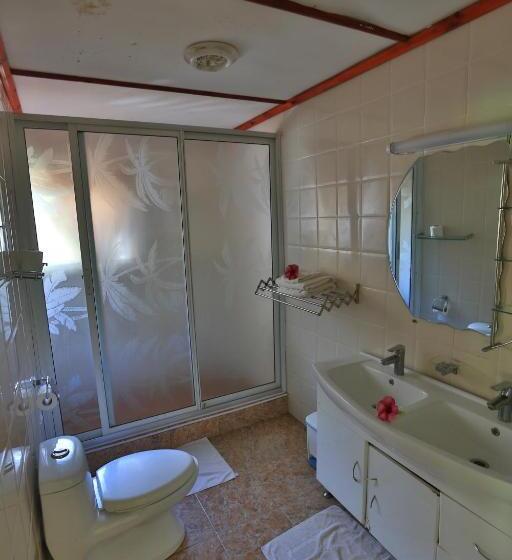 اتاق استاندارد سه نفره, Rising Sun Guest House