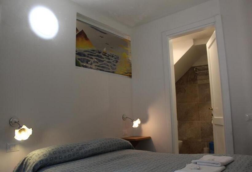 ４ベッドルームクラシックタイプ, Rina Rooms