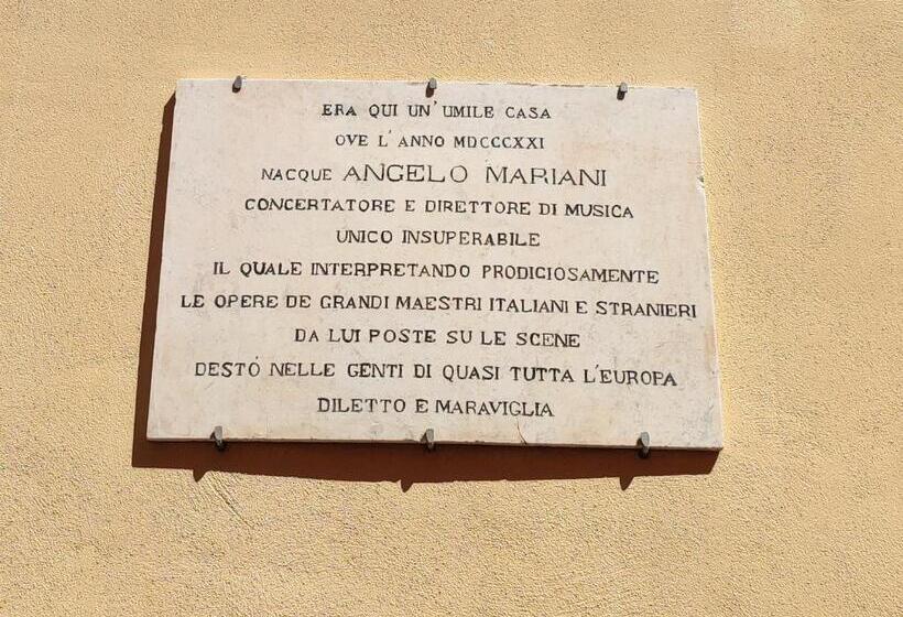 اتاق استاندارد با بالکن, Casa Aurora