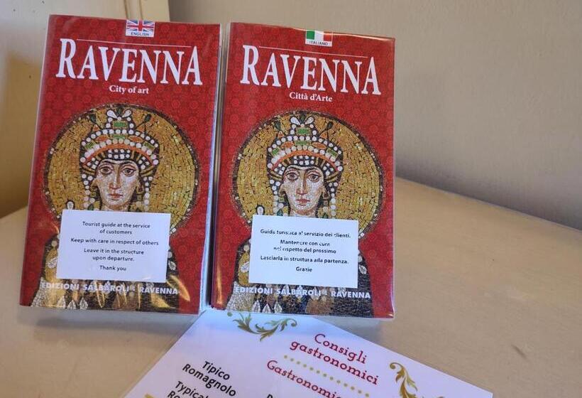 اتاق خانوادگی, Casa Aurora