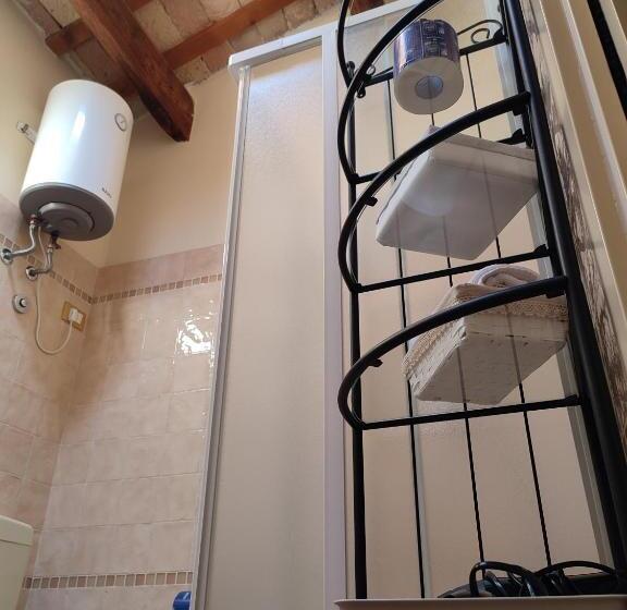 اتاق لوکس خانوادگی, Casa Aurora