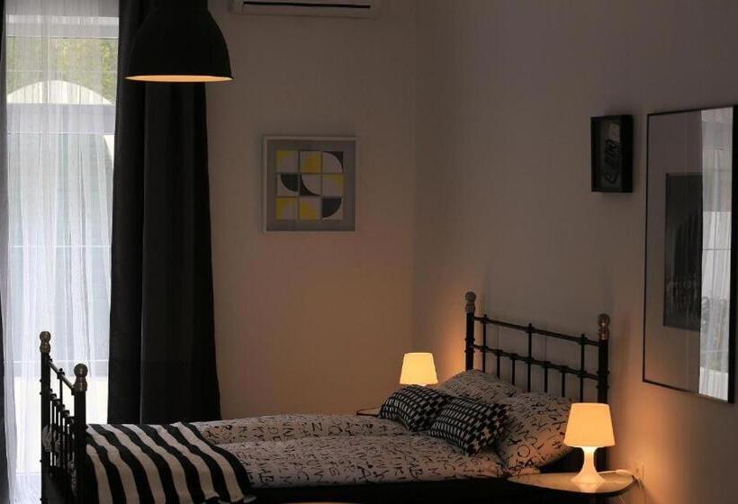 デラックススタジオ, Guesthouse Villa Maggie