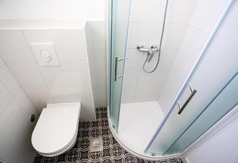 スタンダードルーム, Guesthouse Villa Maggie