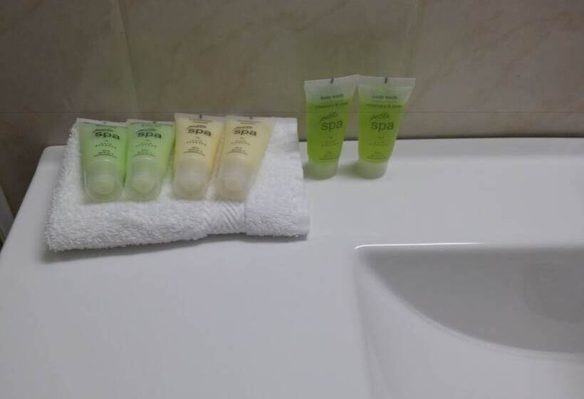 آپارتمان سوپریور 2 خوابه, Hampton Court Apartments