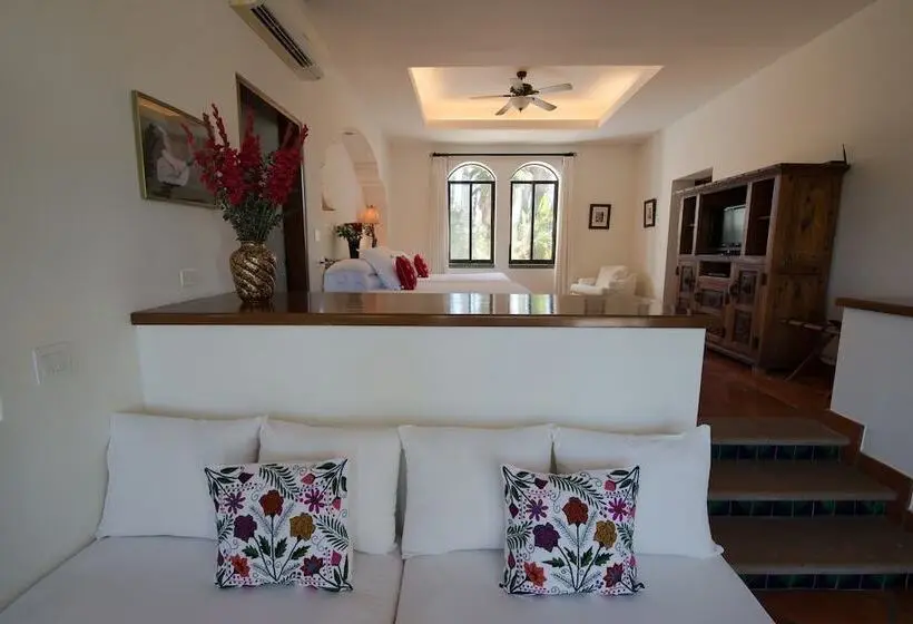 スイート, Hacienda Todos Los Santos