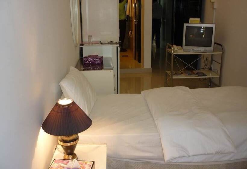 غرفة قياسية فردية, Qurum Beach