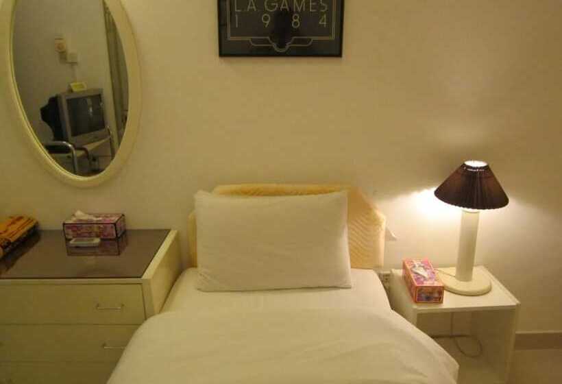 غرفة قياسية فردية, Qurum Beach