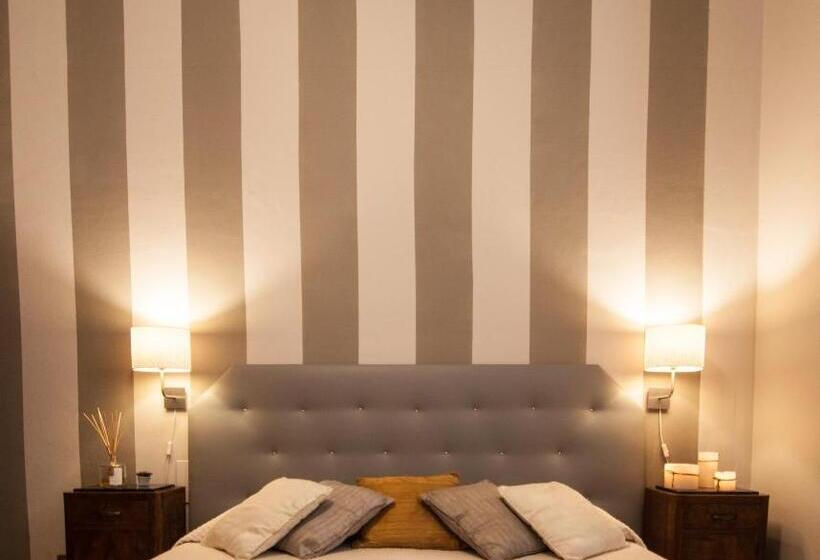 Chambre Standard Rez-de-chaussée, La Colonna