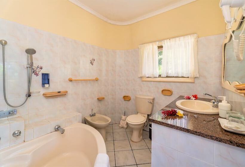 اتاق سوپریور, Carana Hilltop Villa