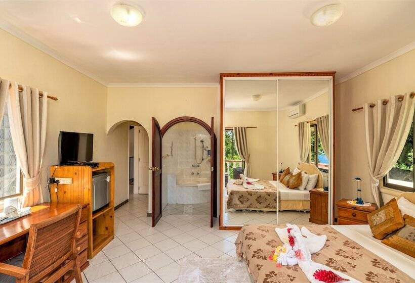 اتاق سوپریور, Carana Hilltop Villa