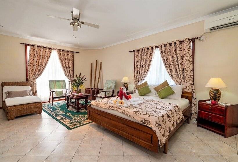 اتاق لوکس, Carana Hilltop Villa