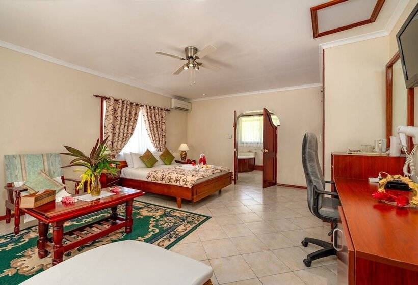 اتاق لوکس, Carana Hilltop Villa