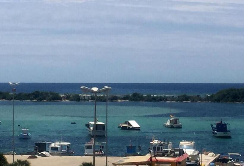 اتاق استاندارد با چشم‌انداز دریا, B&b Bella Costa   Lungomare Porto Cesareo