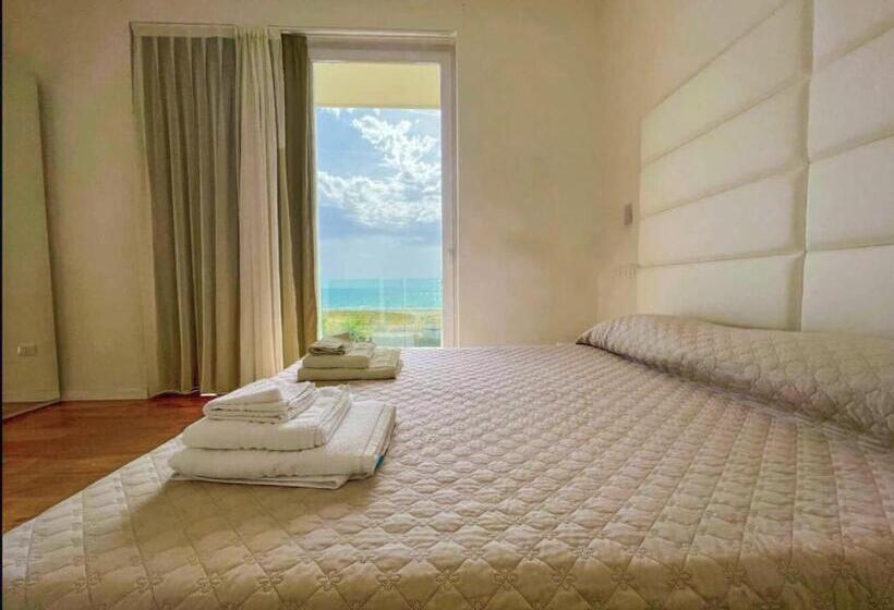 带海景标准四人间, Artemide Mare