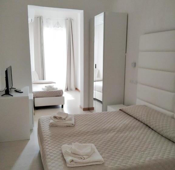 标准三人间, Artemide Mare