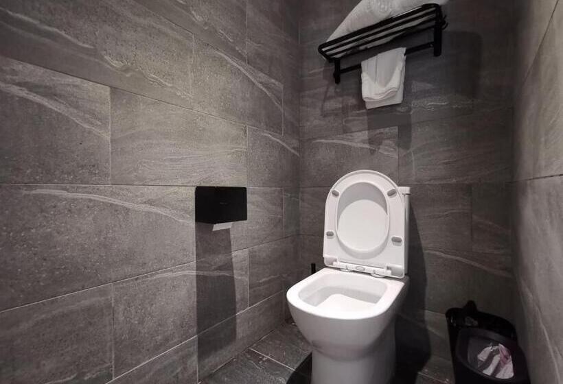 חדר דלוקס צדדי נוף לים, Oikos Poshtel