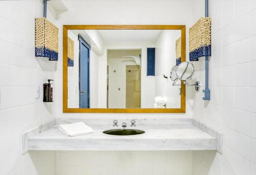 디럭스 룸, Selina Floripa