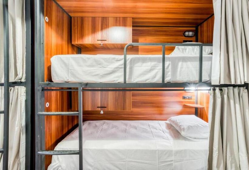 공동 객실, Selina Floripa